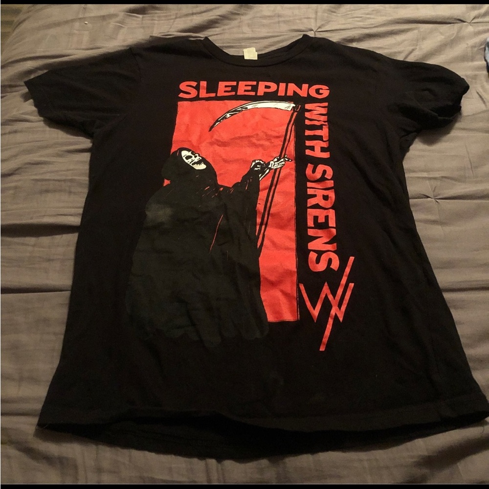 Sleeping with sirens shirt
